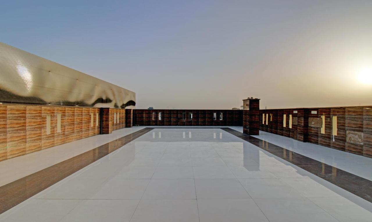 Treebo Trend Wedding Bells Kanpur Hotel Exterior foto