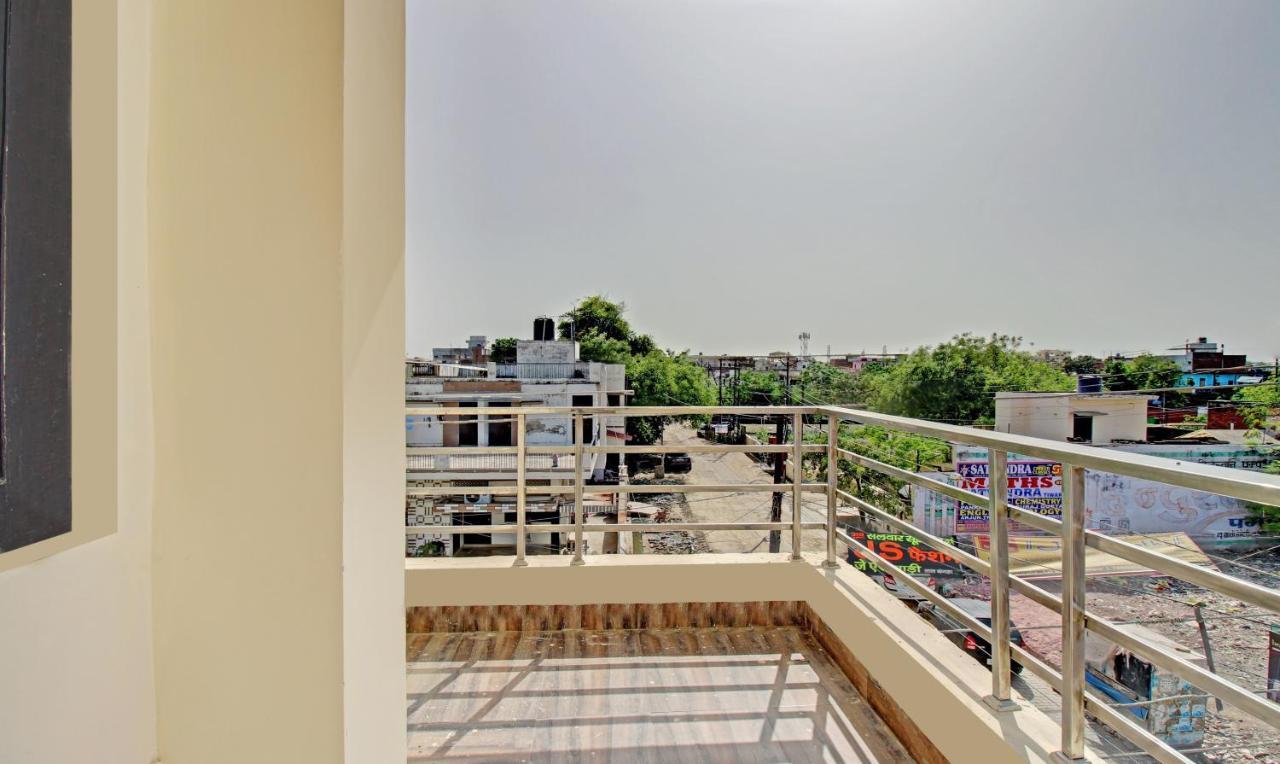 Treebo Trend Wedding Bells Kanpur Hotel Exterior foto